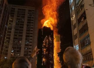El incendio en Hong Kong deja 151 muertos y 13 arrestados por homicidio imprudente