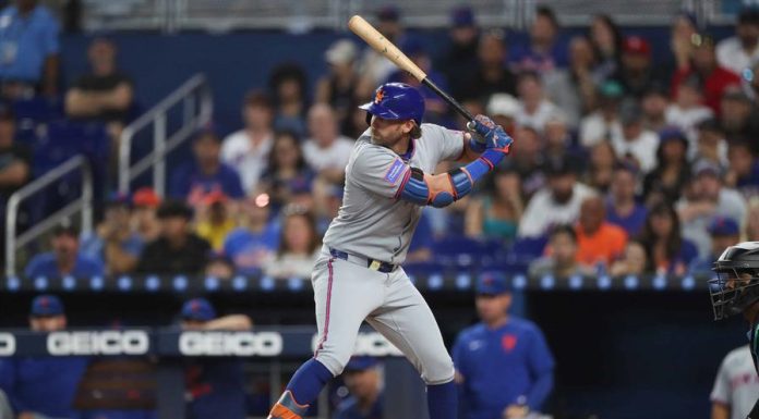 Jeff McNeil pasa a los Atléticos desde los Metros