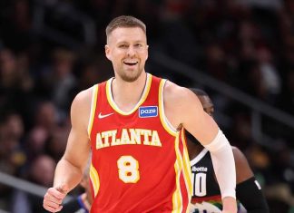 Kristaps Porzingis prepara su regreso: Los Hawks lo declaran «día a día» tras superar su enfermedad