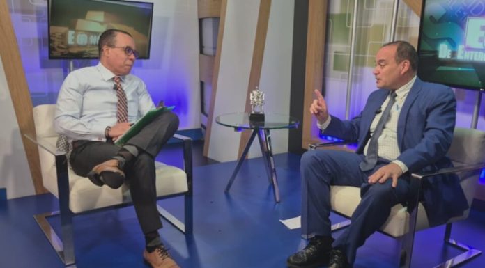 “El fraude de Senasa anda por los 43 mil millones; es caso corrupción más grande RD”, afirma Surum Hernández