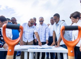 Ministro Bautista y alcalde Roely Thomas dejan iniciada construcción de distribuidor de tránsito de Puerto Plata-Espaillat