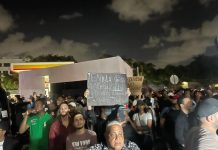 «Ladrones, ladrones», gritan los manifestantes mientras se espera fallo en caso SeNaSa