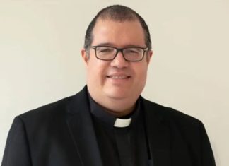 Sacerdote dominicano Manuel de Jesús Rodríguez es designado nuevo obispo para la Diócesis de Palm Beach, Florida