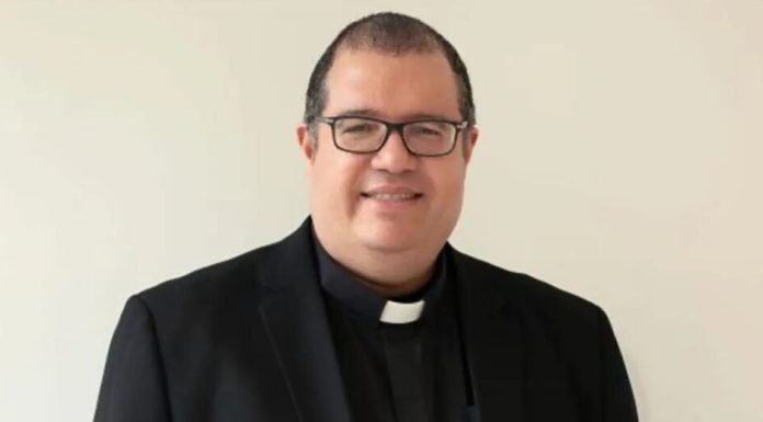 Sacerdote dominicano Manuel de Jesús Rodríguez es designado nuevo obispo para la Diócesis de Palm Beach, Florida