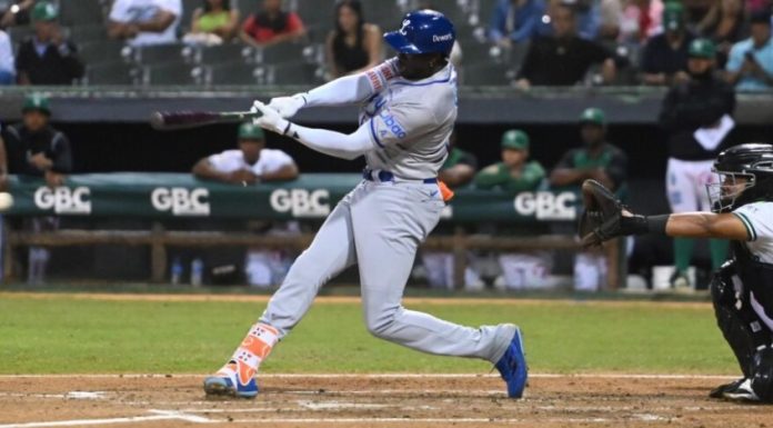 Mauricio, Rojas Jr. y Núñez lideran victoria del Licey sobre las Estrellas