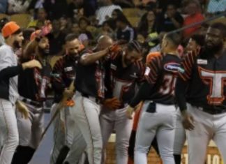 De la Cruz, Muñoz y Lantigua disparan jonrones en contundente victoria de los Toros contra las Aguilas