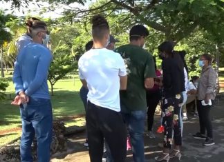 Los venezolanos, más preocupados por la economía navideña que por el despliegue de Estados Unidos