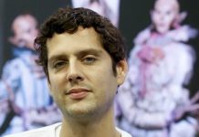 El actor y cineasta español Eduardo Casanova anuncia que tiene VIH