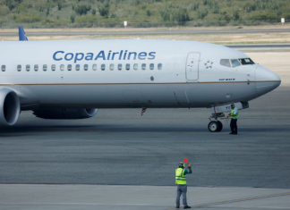 Más aerolíneas suspenden vuelos a Venezuela tras alerta de EE.UU. ante posible cierre del espacio aéreo