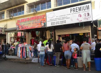 Reportaje- Comerciantes se quejan por bajas ventas y compradores de precios altos