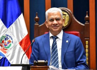 Presidente del Senado afirma que no cuenten con él para modificar la Constitución