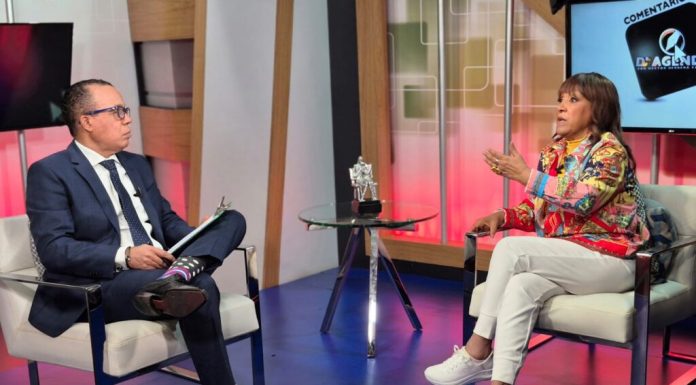 Video- Milly revela que enfrentó dilema de ejercer como periodista graduada en NY o dedicarse a la música, que es su pasión