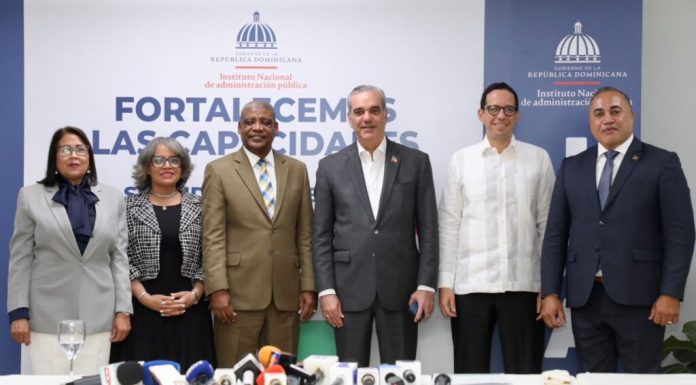 Presidente Abinader impulsa el relanzamiento y fortalecimiento del INAP para transformar la formación de los servidores públicos y avanzar hacia un Estado moderno y eficiente