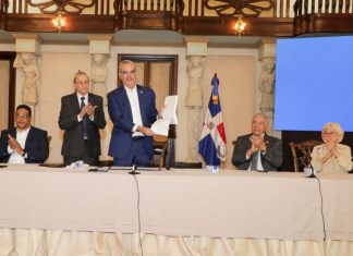 Presidente Abinader aprueba reglamento de aplicación de la Ley 47-25 de Contrataciones Públicas