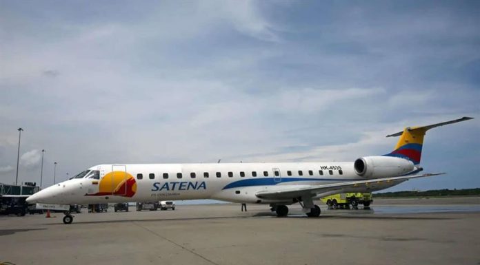 Mueren quince personas en accidente de aviación en Colombia
