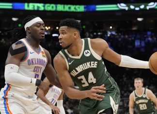 Antetokounmpo estima entre 4 y 6 semanas de baja tras retirarse ante los Nuggets