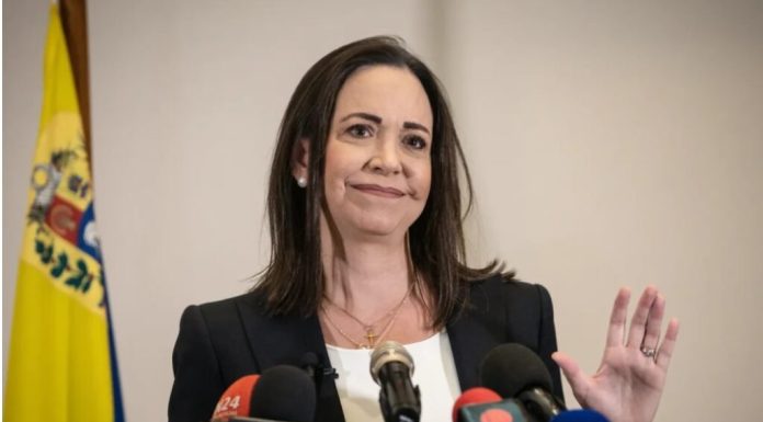 María Corina Machado pide una «transición real» en Venezuela tras reunirse con Marco Rubio