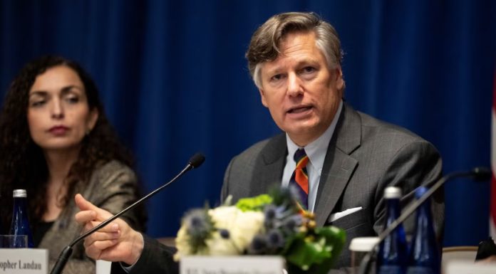 El subsecretario de Estado de EEUU proclamó un “nuevo amanecer” para Venezuela tras la captura de Nicolás Maduro