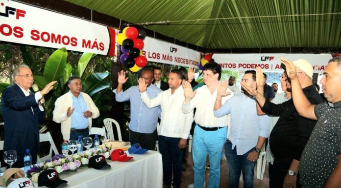 República Dominicana está viviendo una quiebra técnica, asegura Danilo Medina