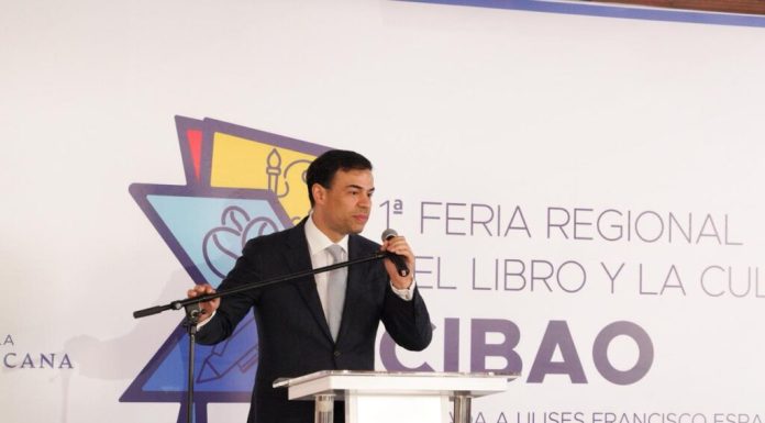 Roberto Ángel anuncia la celebración de la primera Feria Regional del Libro y la Cultura Cibao del 20 al 26 de abril