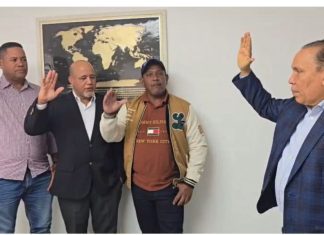 Radhamés Jiménez juamenta nuevos miembros de la Fuerza del Pueblo en Bahoruco