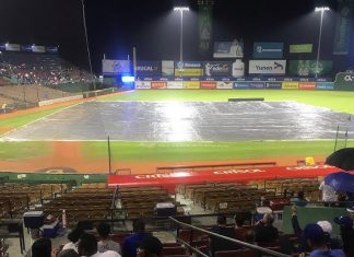 Lluvia obliga a posponer partido entre Águilas y Gigantes