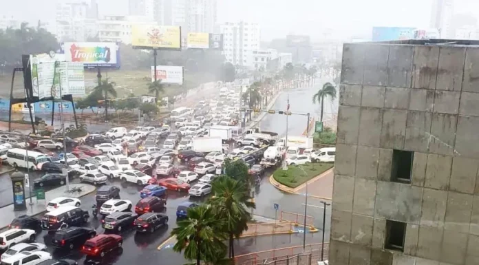 COE emite alerta verde para Santo Domingo y San Cristóbal ante continuación de las lluvias por vaguada