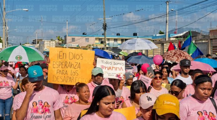 Comunitarios de Imbert marchan en solidaridad con los familiares de Brianna Genao, desaparecida el 31 de diciembre