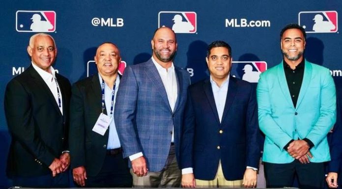 Ministro Kelvin Cruz exhorta peloteros dominicanos representar con orgullo a la patria en el Clásico Mundial de Béisbol