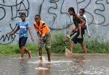 Unicef: más de la mitad de los 500 mil afectados por inundaciones en Mozambique son niños
