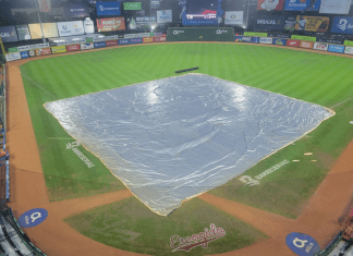 Posponen por lluvias el juego Toros vs. Leones del Escogido en la Serie Final de LIDOM