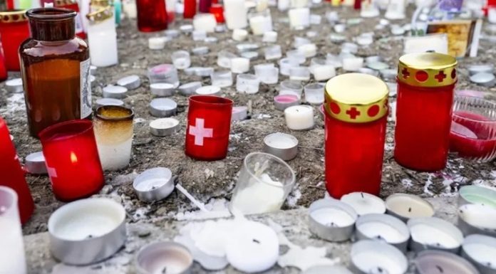Investigación sobre el incendio de Suiza apunta al uso de bengalas cerca del techo