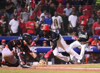 Los Toros ganan su primero de la serie final y están 1-2