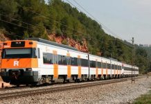Al menos cinco heridos graves tras descarrilar un tren de Rodalies en Gelida, Barcelona