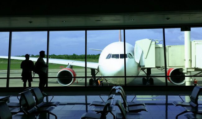 Estados Unidos levanta las restricciones al espacio aéreo en el Caribe