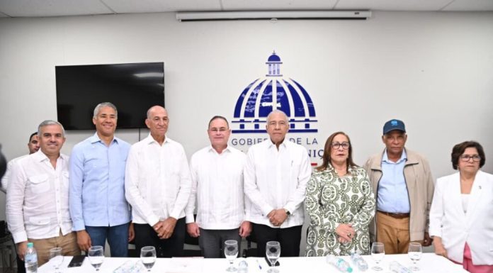 Ministro de Agricultura califica de vital para la producción buen manejo de cultivos