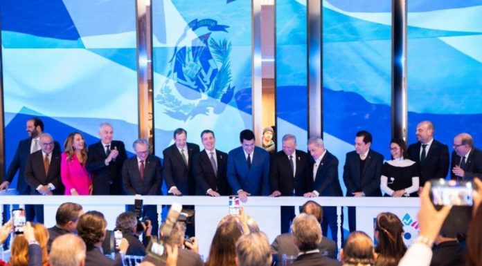 Ministro de Turismo anuncia que tres bancos tendrán inversiones por RD$240 mil millones en RD