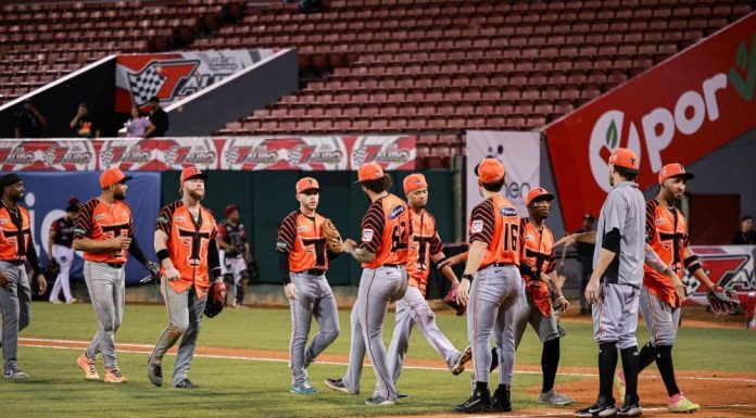 Toros del Este vencen a los Gigantes y siguen firmes en la pelea