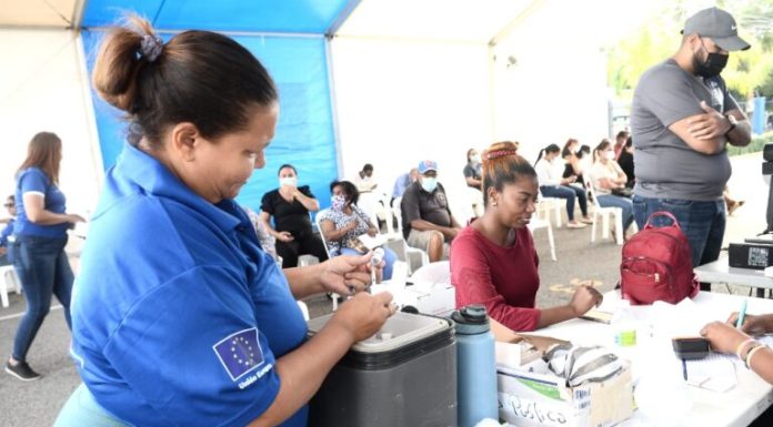 Pediatras dominicanos instan a completar esquema de inmunización ante suspensión en Estados Unidos