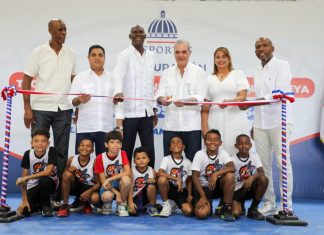 Presidente Abinader retoma agenda en las comunidades, luego de su rendición de cuentas, con entrega del moderno techado multiuso del Club La Tribu de Quisqueya en La Romana