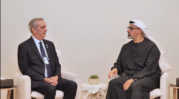 Presidente Luis Abinader regresó a República Dominicana tras exitosa jornada en Emiratos Árabes Unidos