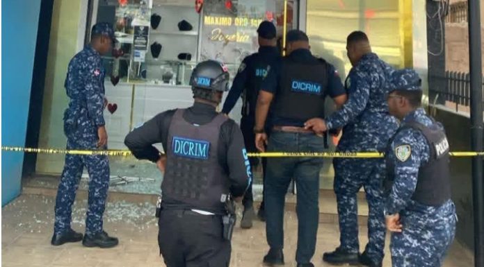Policía Nacional mata tres delincuentes que atracaron joyería en San Pedro de Macorís