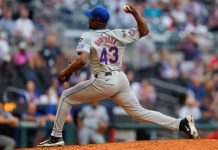 Gigantes del Cibao firman nuevamente al relevista Huáscar Brazobán para la próxima temporada