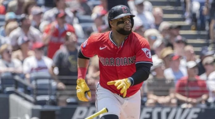 D-Backs alcanzan acuerdo con el veterano dominicano Carlos Santana