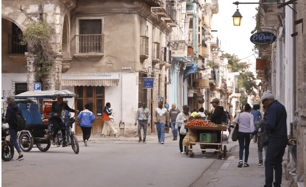 China ratifica su respaldo a Cuba sin precisar el alcance de la asistencia a la isla