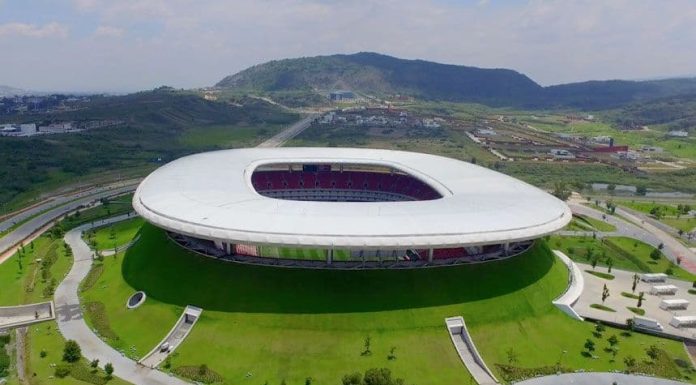 Suspenden tres partidos de fútbol en México por violencia tras muerte de narcotraficante