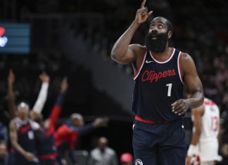 Clippers traspasan a James a Cavaliers por Darius Garland en un movimiento de alto impacto