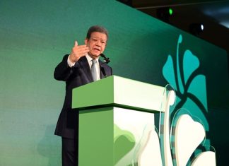 Leonel acusa al PRM de quebrar a los productores locales y advierte: “Esta vez o jugamos todos o se rompe la baraja”