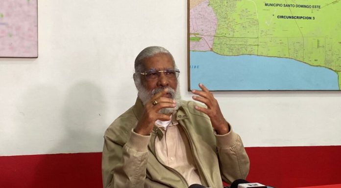 Juan Hubieres llama a directivos del Corredor Independencia a no sacar a los choferes