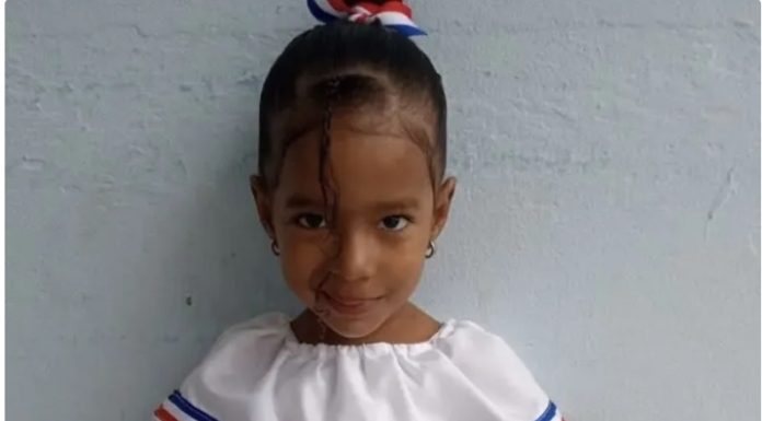 Una niña y un adulto mueren y varias personas resultan heridas tras yipeta impactar caseta de autobuses en Consuelo